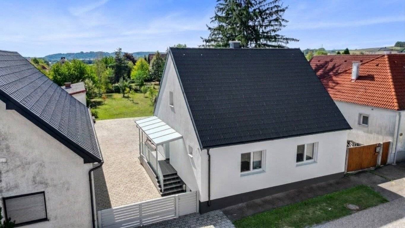 Generalsaniert. Luftwärmepumpe. Klima. – Modernes Wohnen mit großem Garten &amp; Nebengebäude