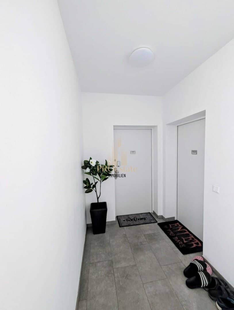 Neuwertige top eingerichtete Gartenwohnung mit Terrasse, Garage und Fußbodenheizung in Buchkirchen!