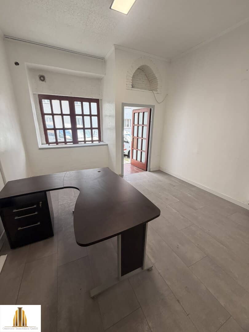 Büro/Praxis in der Syringgasse