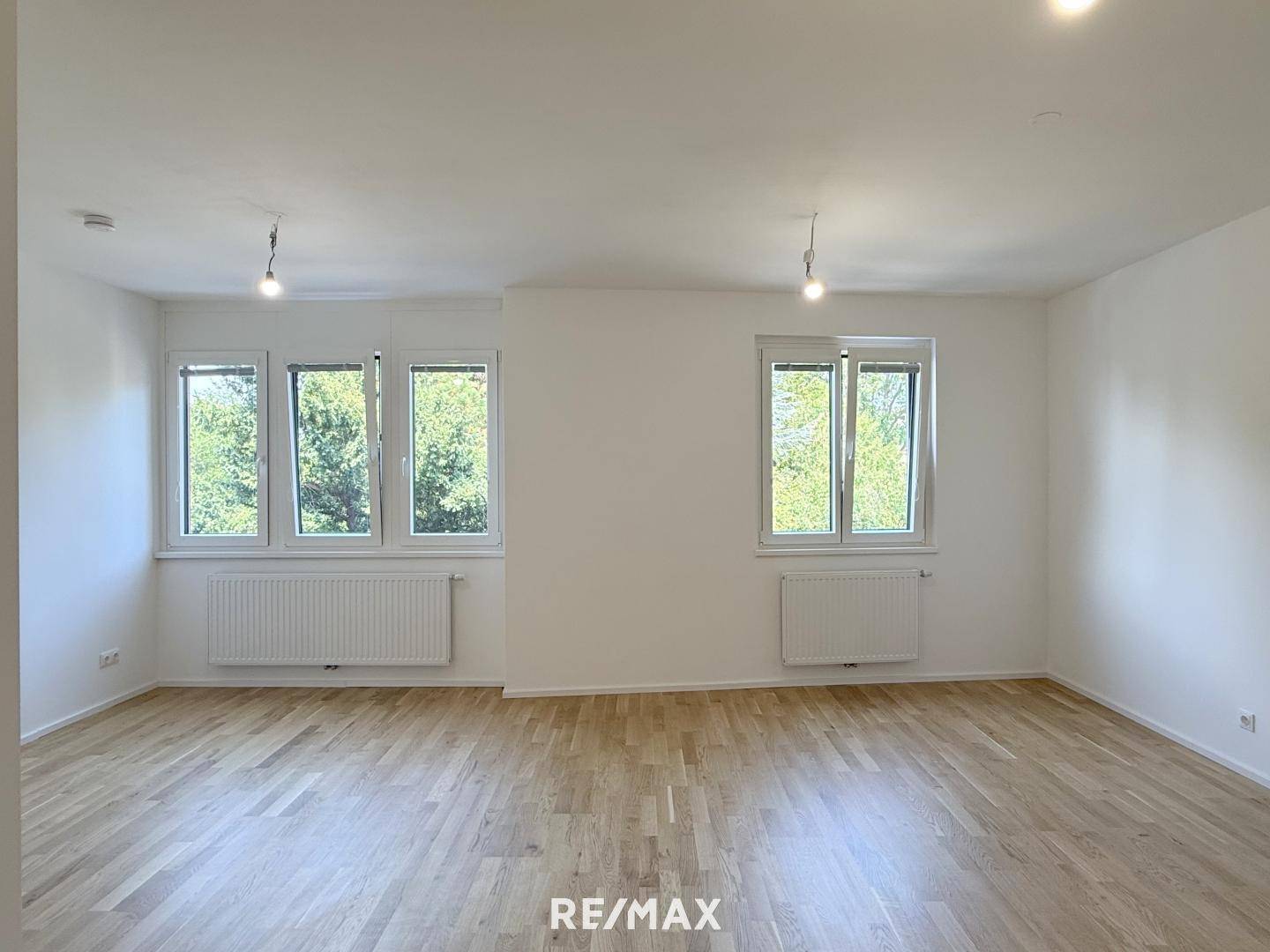 Helle Wohnung im Zentrum mit Aufzug und Abstellraum