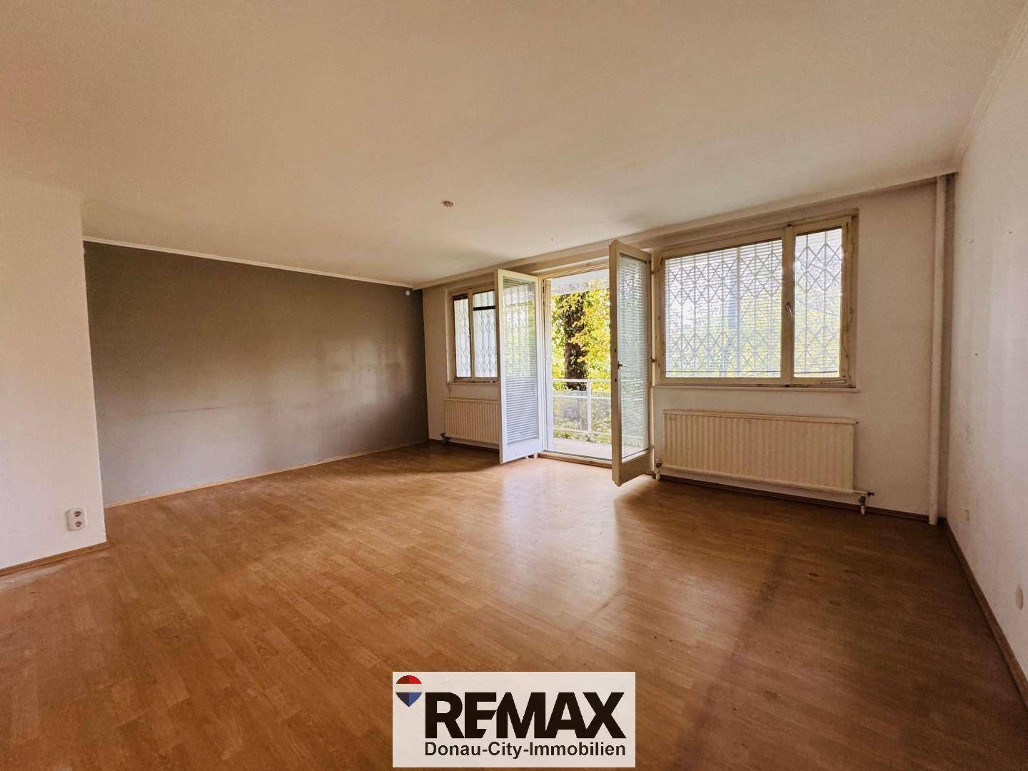 Wohnung mit Terrasse zur parkähnlichen Grünfläche