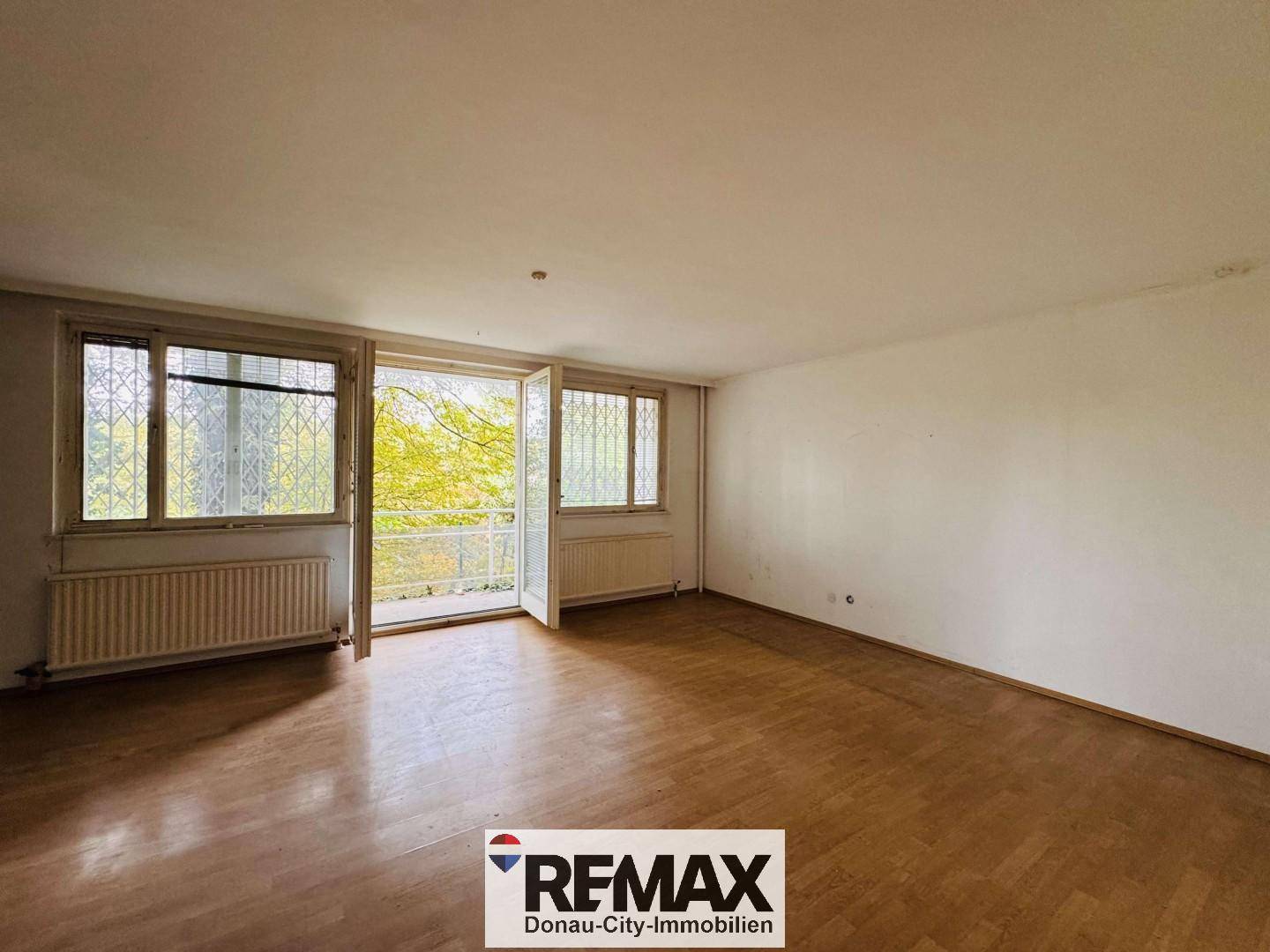 Wohnung mit Terrasse zur parkähnlichen Grünfläche