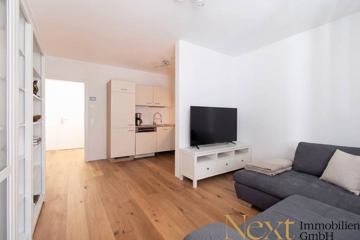 Attention investors Modern, fixed-term rented 2-room apartment for sale in Thalheim bei Wels