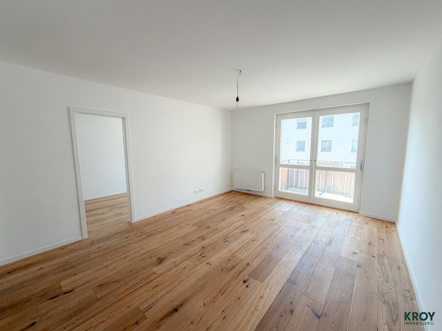 4-room apartment with south balcony &amp; new kitchen – ideal for family or flatshare
