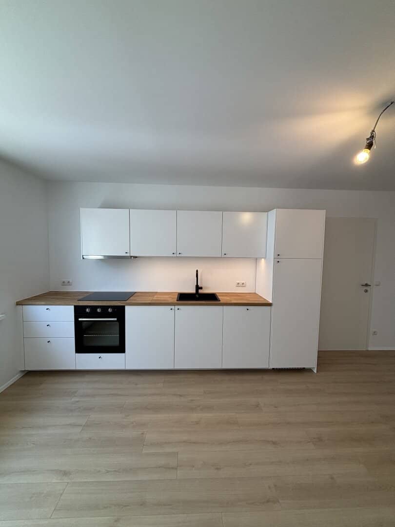 Rented investment apartment with approx. 4.5% yield – commission-free from the owner