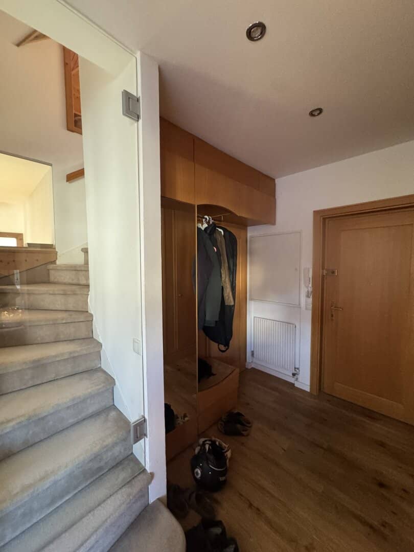 IBK-Wilten: Spacious Attic Maisonette in sought after location | Stylish living above the roofs of Innsbruck