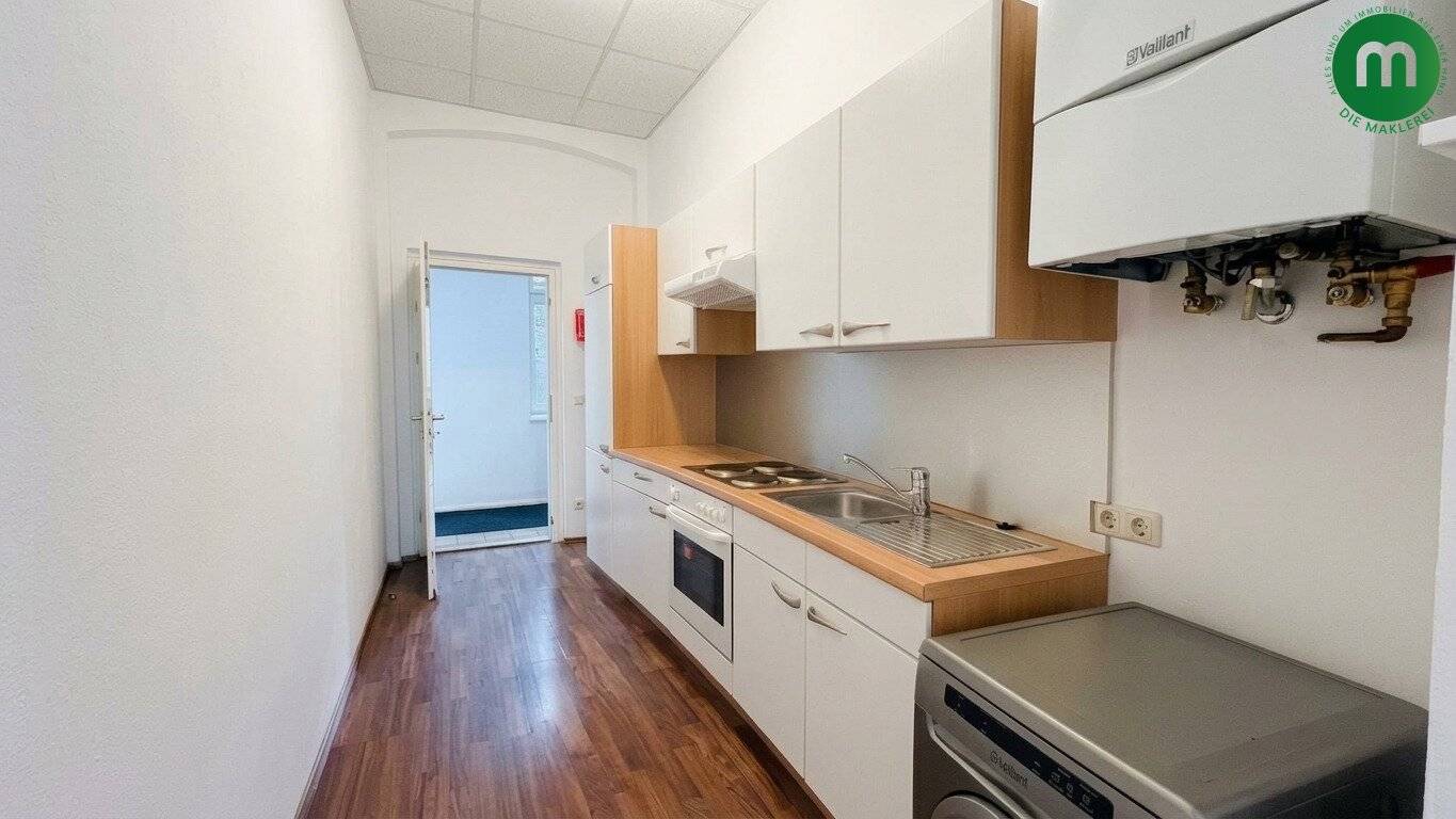 Büro oder Praxis in repräsentativem Altbau bei der Schmelz