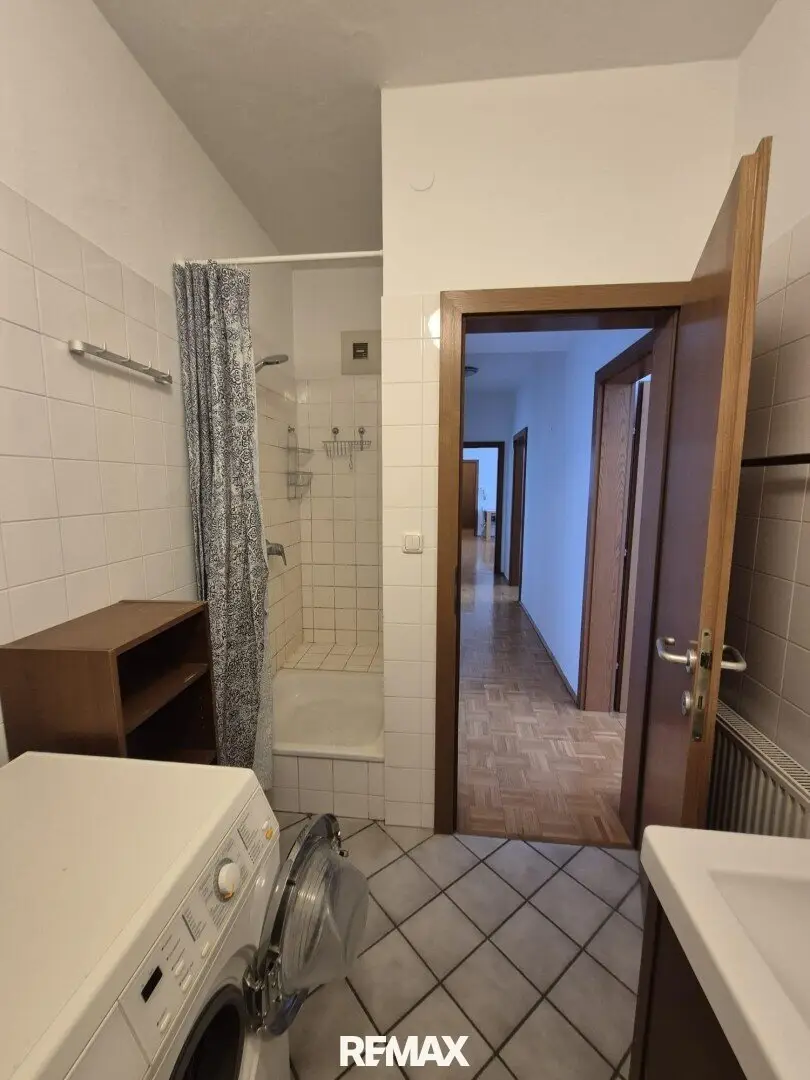Spacious 3-room apartment in Linz