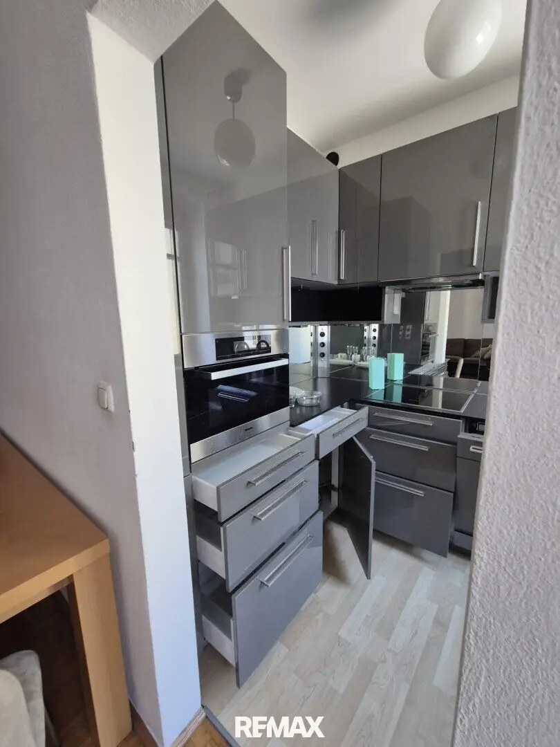 Spacious 3-room apartment in Linz