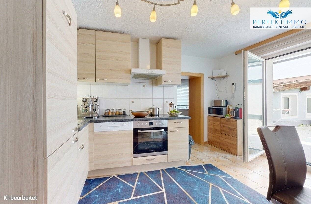 Townhouse with many possibilities