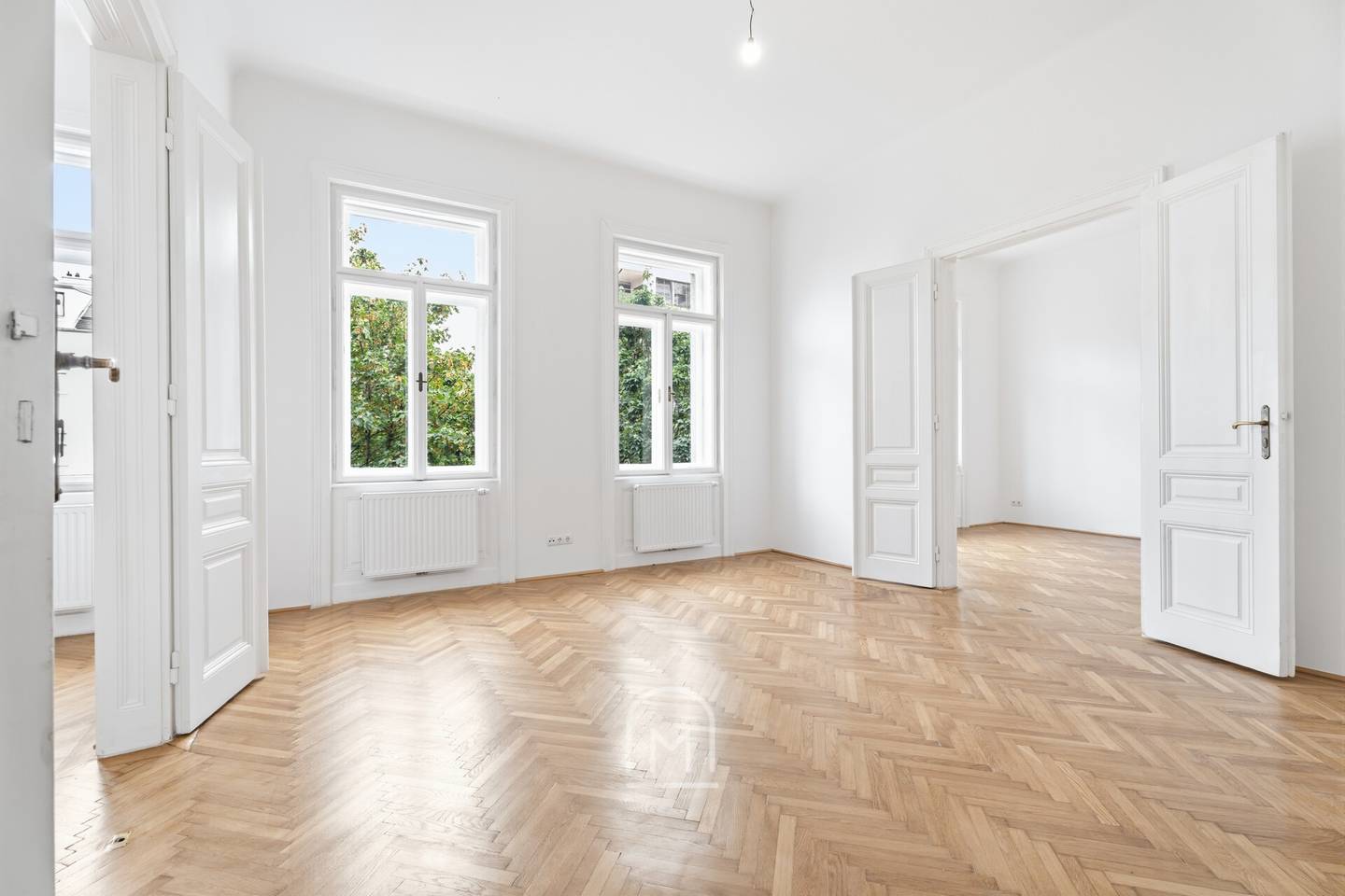 Generalsanierte Altbauwohnung Erstbezug mit Innenhofbalkon