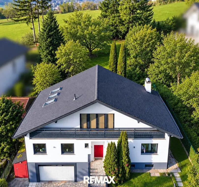 Sunny villa on 1.052 m2 private land at Ölberg