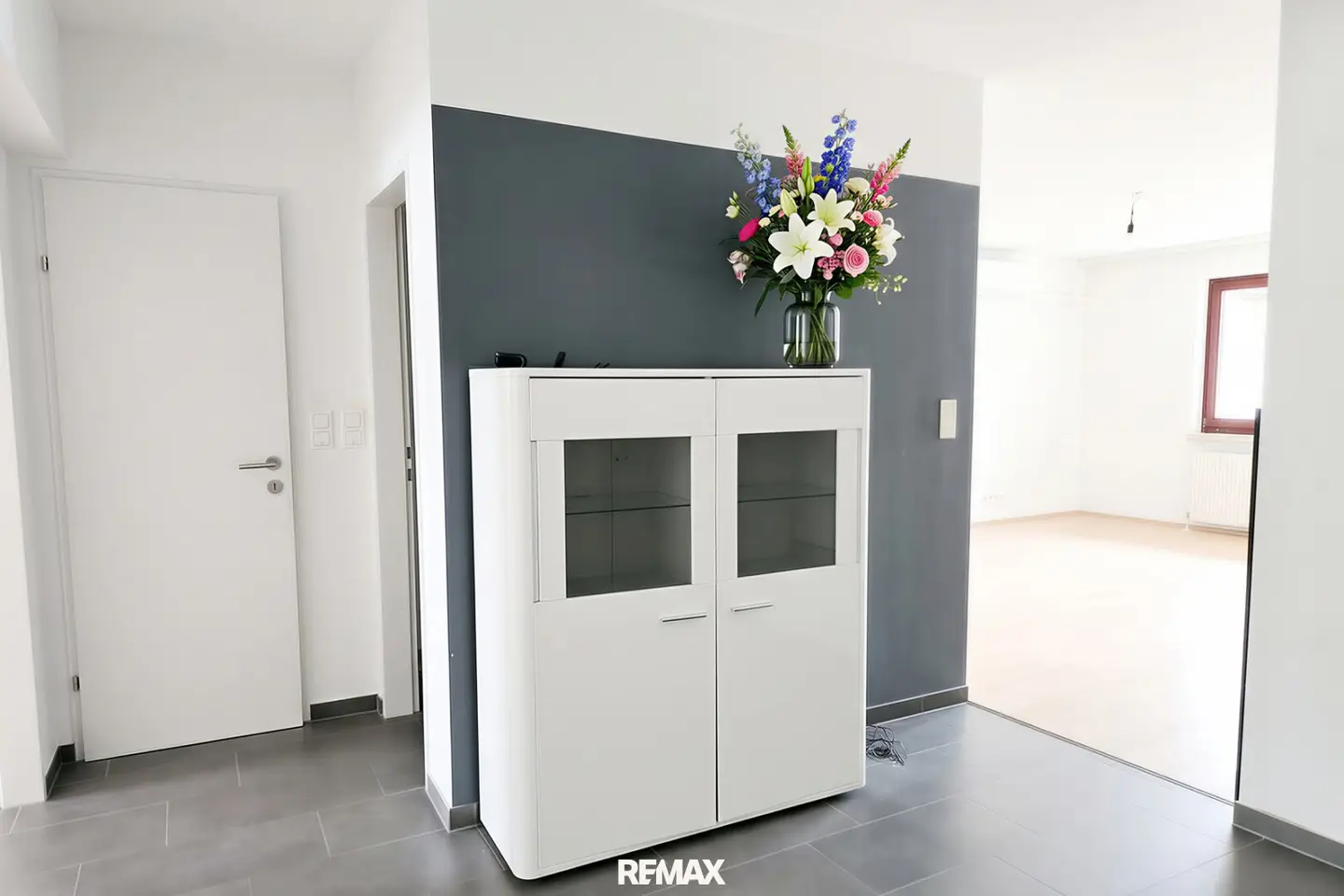 Familienhit – 4 Zimmer – Loggia - Garage
