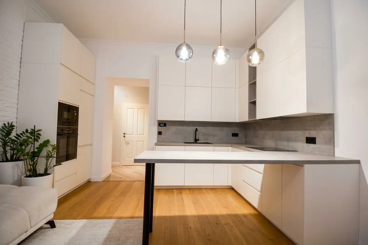 Charming old building apartment, first class renovated, near Rochusmarkt