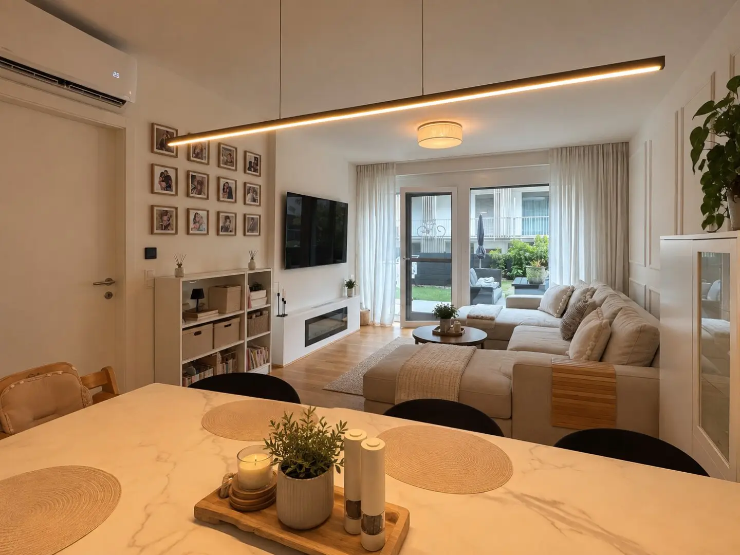 Familien Willkommen | Modern wohnen. Im Grünen leben | Klimaanlage | Tiefgaragenplatz | privater Garten | Südwest-Terrasse