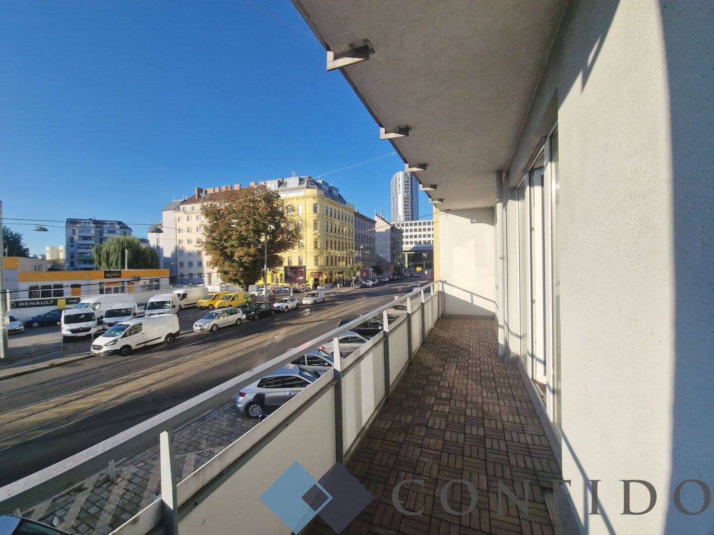 Renovate me, Bright 2-room apartment with loggia near Höchstädtplatz