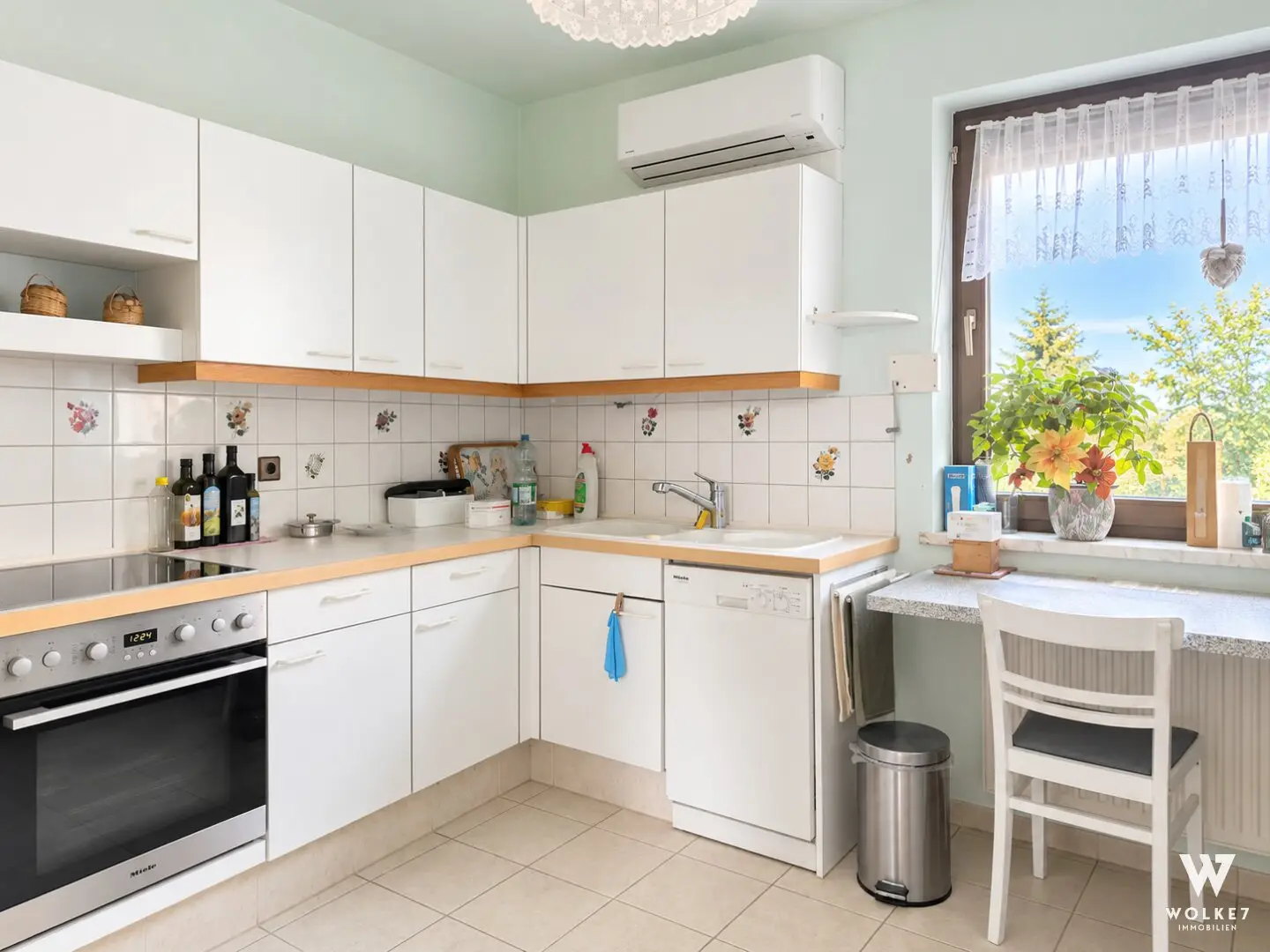 Großzügiges Familienhaus mit weitläufigem Grundstück in Wilfleinsdorf