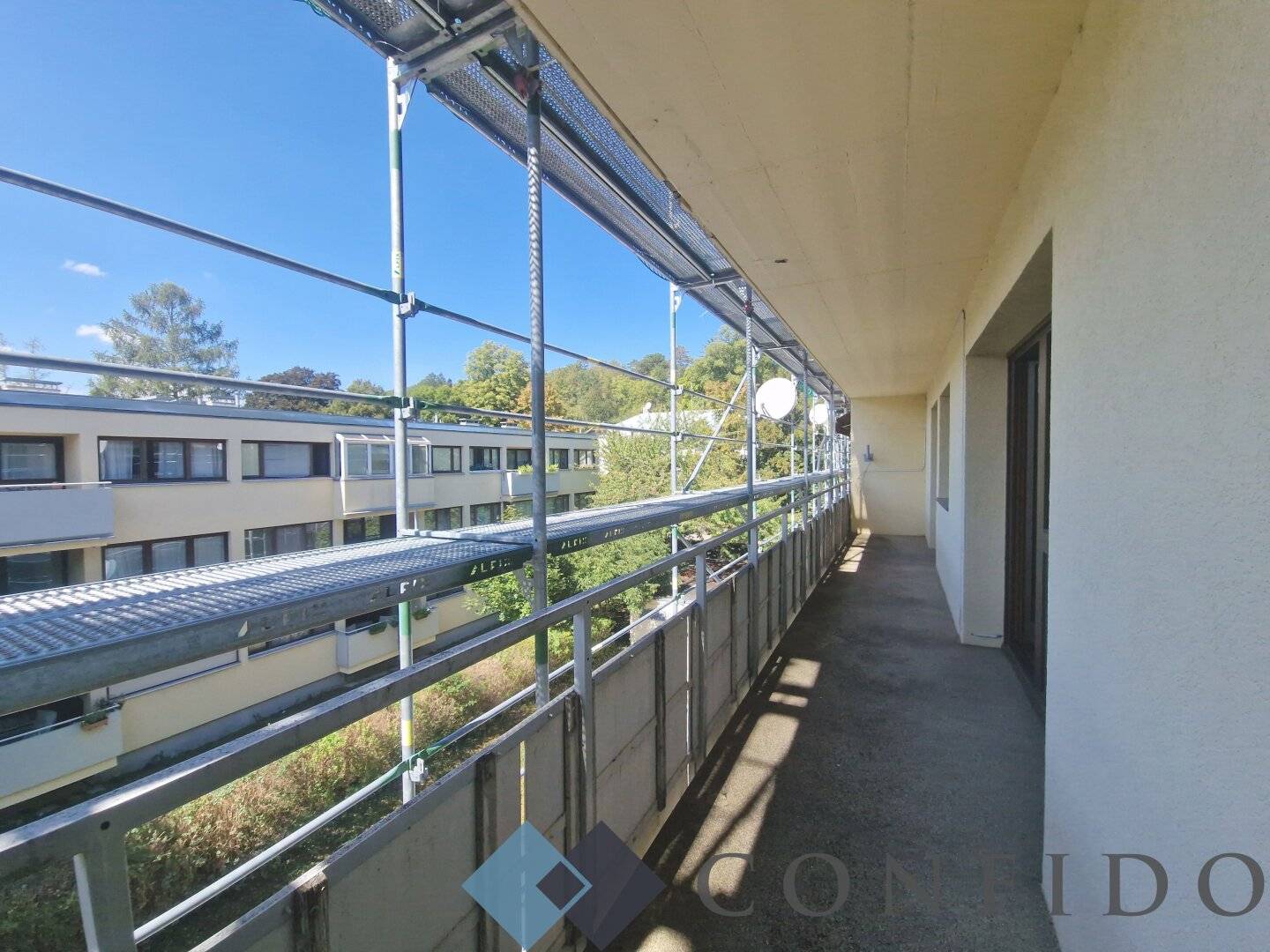 Charming 3-room apartment with loggia and west balcony in 1230 Vienna – in need of renovation!