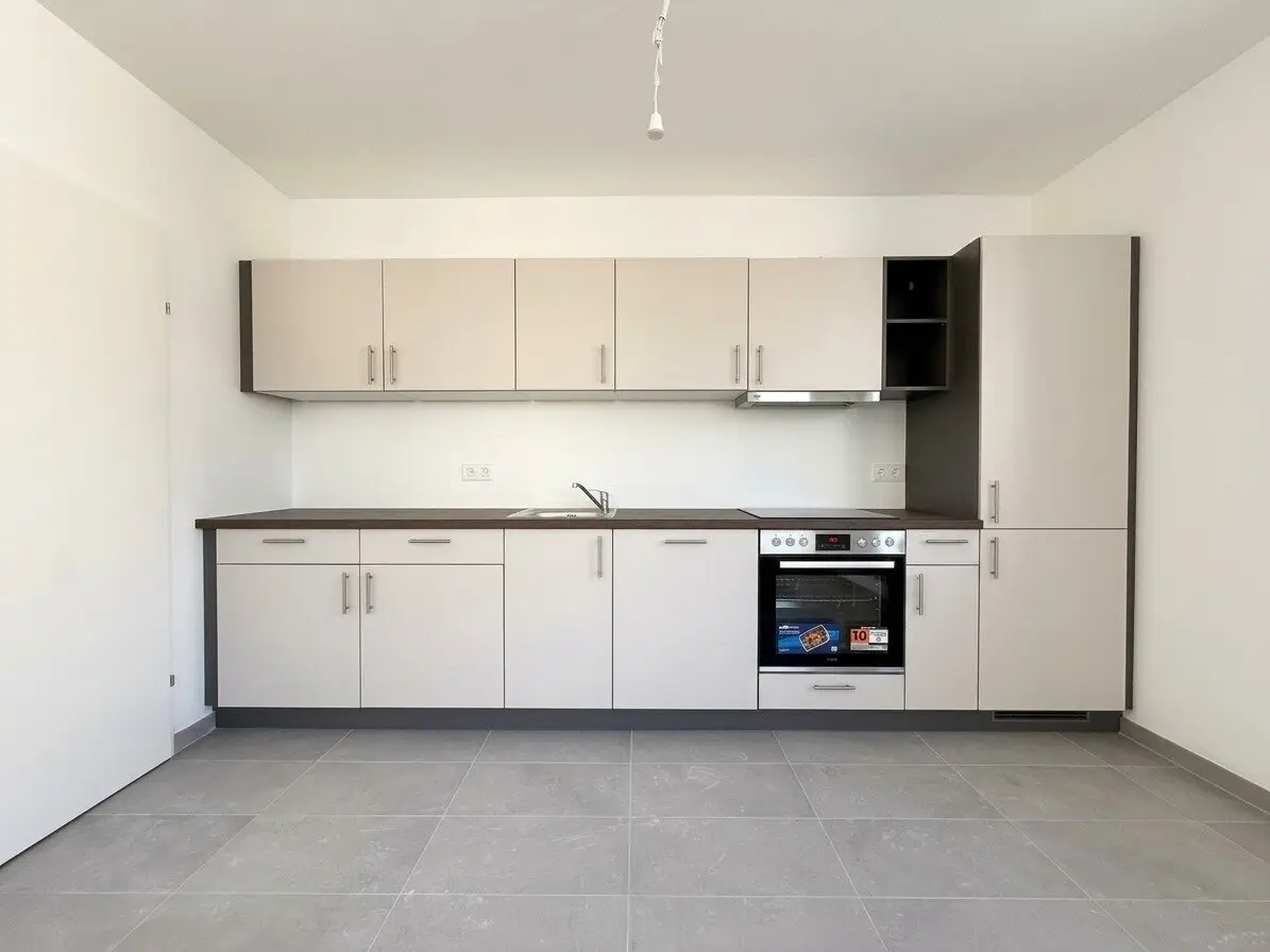 Gekühltes 3-Zimmer Büro mit bester Anbindung an U4/U6! Ohne Provision!