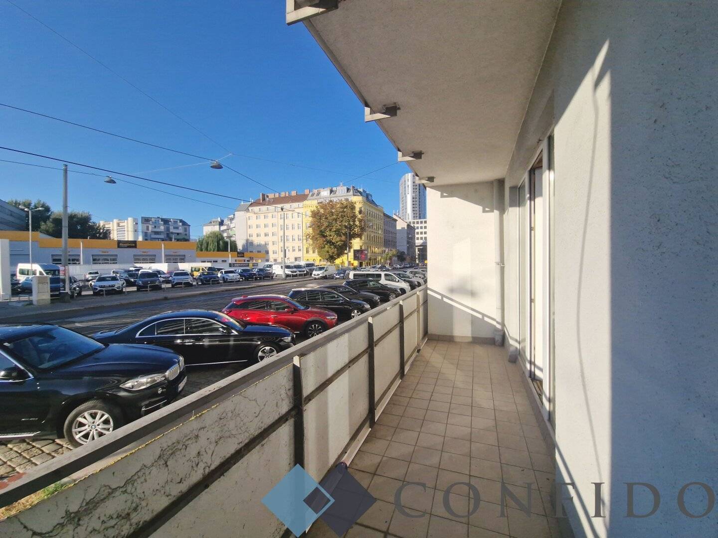 Renovation highlight: 1-room apartment with loggia and U-Bahn proximity in 1200 Vienna
