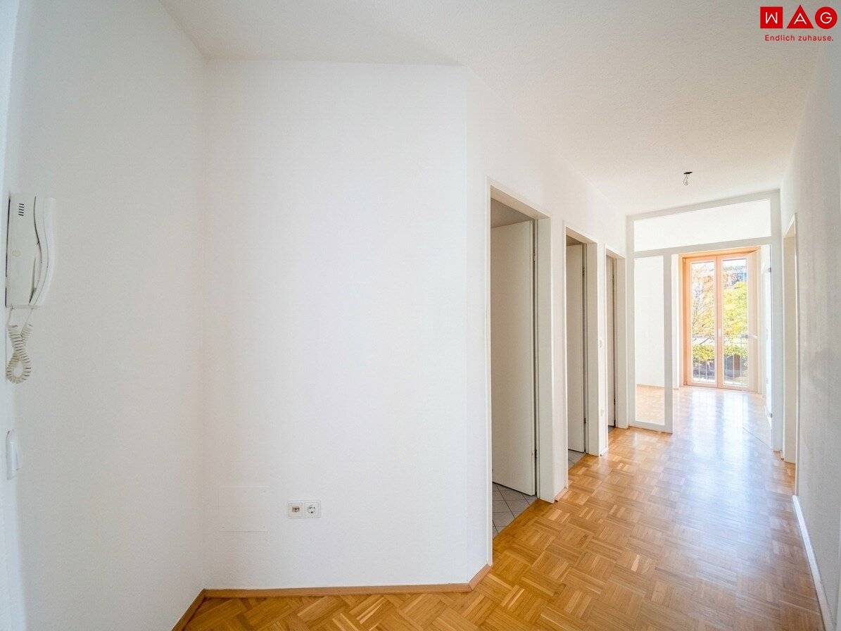 Familienglück im Grünen: geförderte 3 Zimmerwohnung mit 2 Tiefgaragenstellplätzen