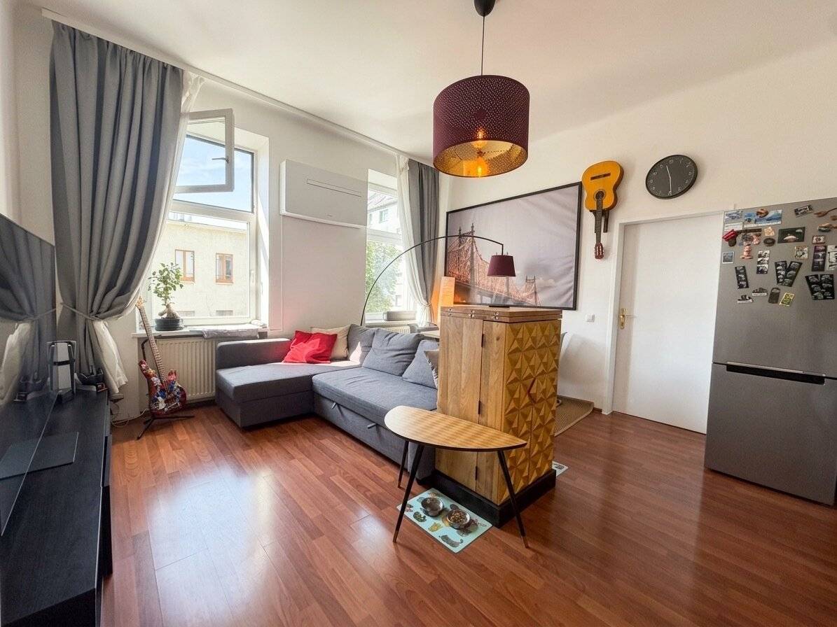 WIENER ALTBAU MIT DEM GEWISSEN EXTRA | 82 m² | 3 Zimmer | Lift | Klima | U1 | Wohnküche | Modernisiert