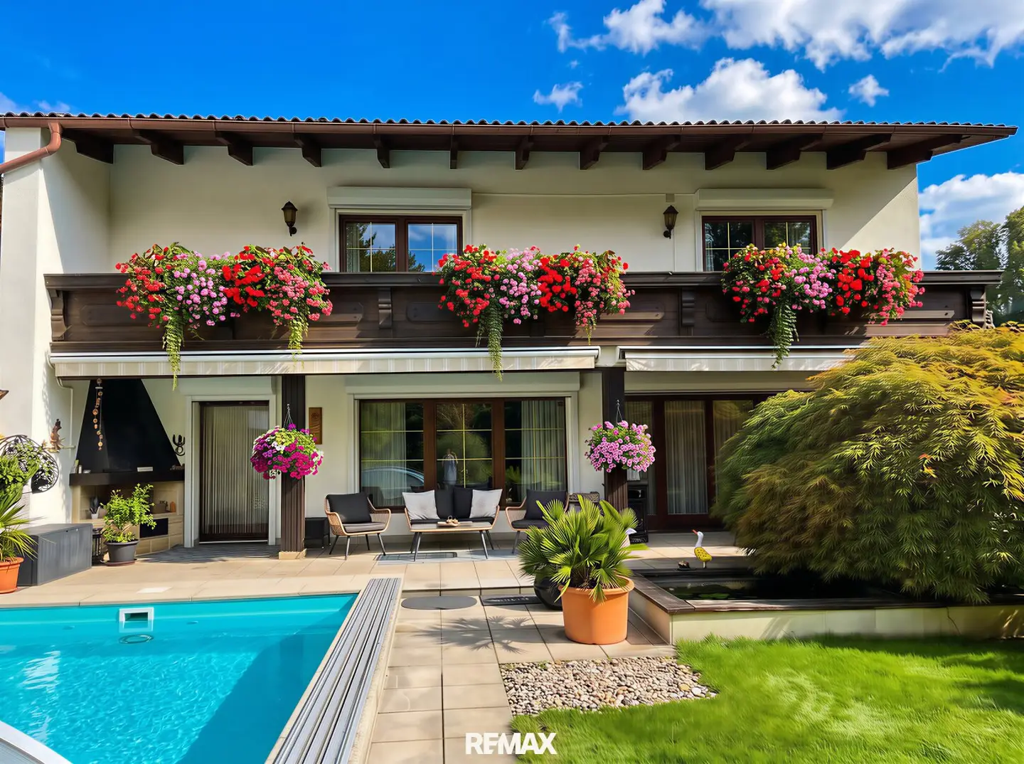 Family paradise Large garden Pool