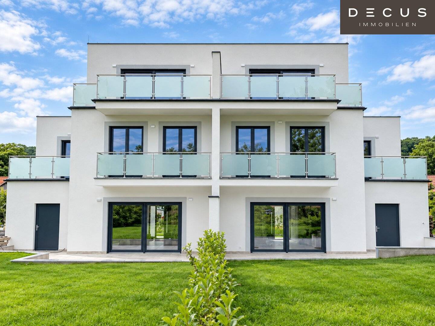 MODERNES WOHNEN IM GRÜNEN | CA. 200 M² WOHNFLÄCHE | CA. 2.300 M² GRUNDSTÜCK | 5 ZIMMER | TRAUMHAFTER AUSBLICK | KREUTH
