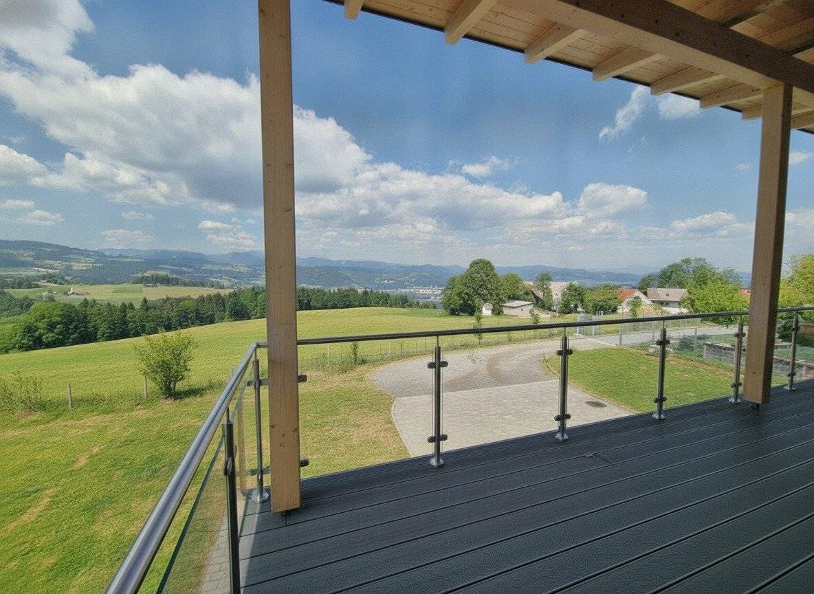 Dreamlike distant view – modern timber frame house with development potential for additional apartments - 2 residential units