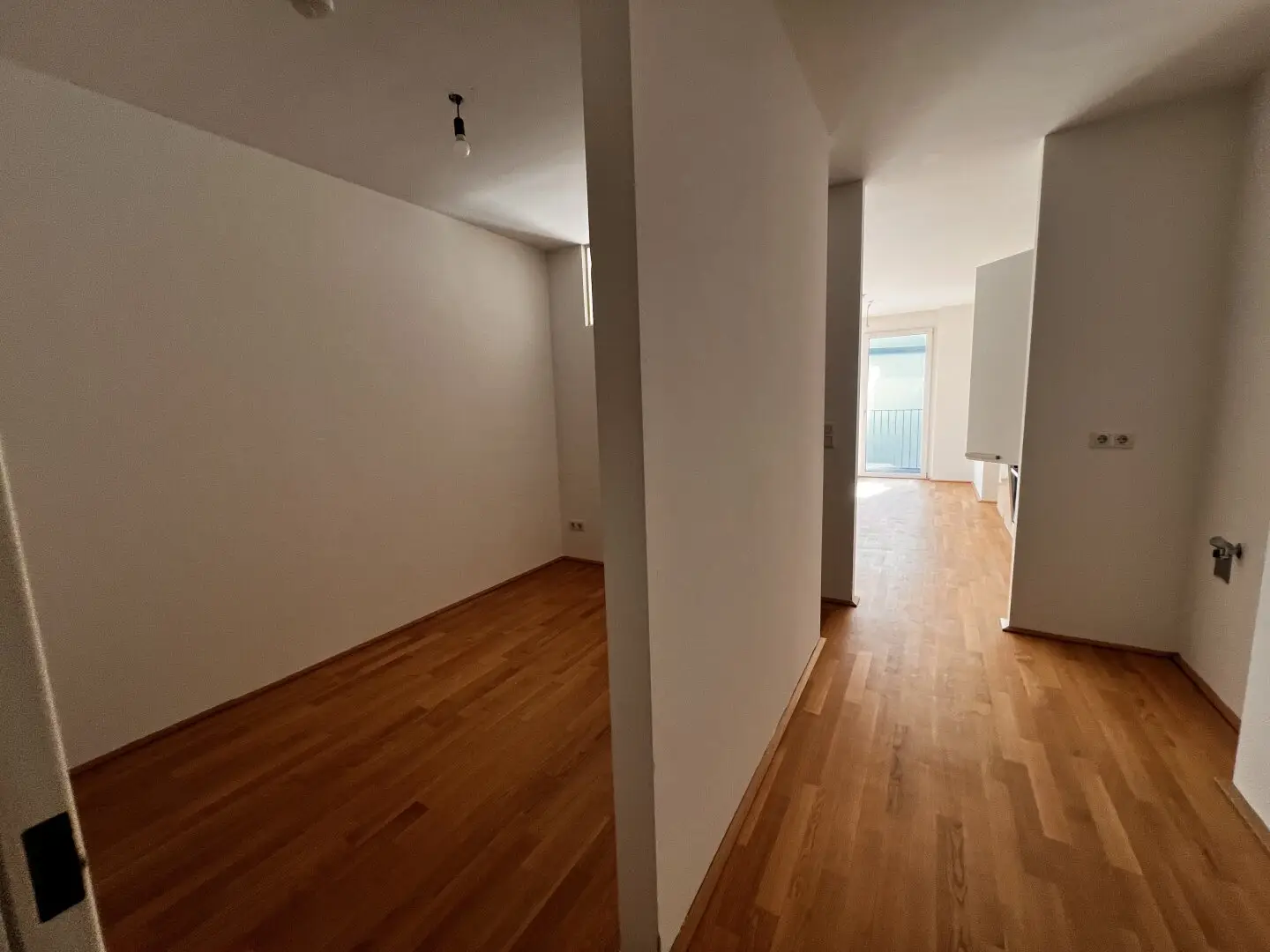 Charming 1-room attic apartment with 2 terraces in 1220 Vienna – only € 814.95 rent!