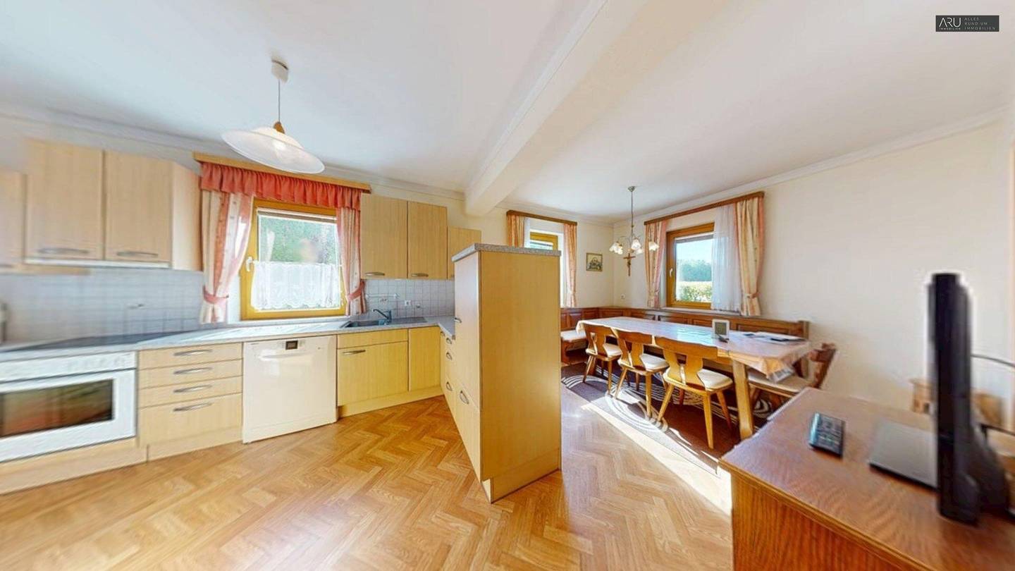 Gepflegtes Einfamilienhaus in absoluter Ruhelage Nähe Bad Waltersdorf