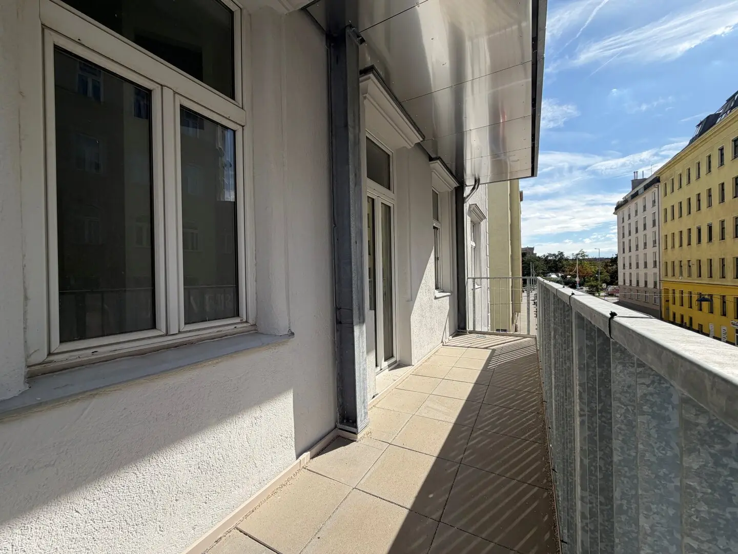 Stilvoller Altbau mit großzügigem Balkon