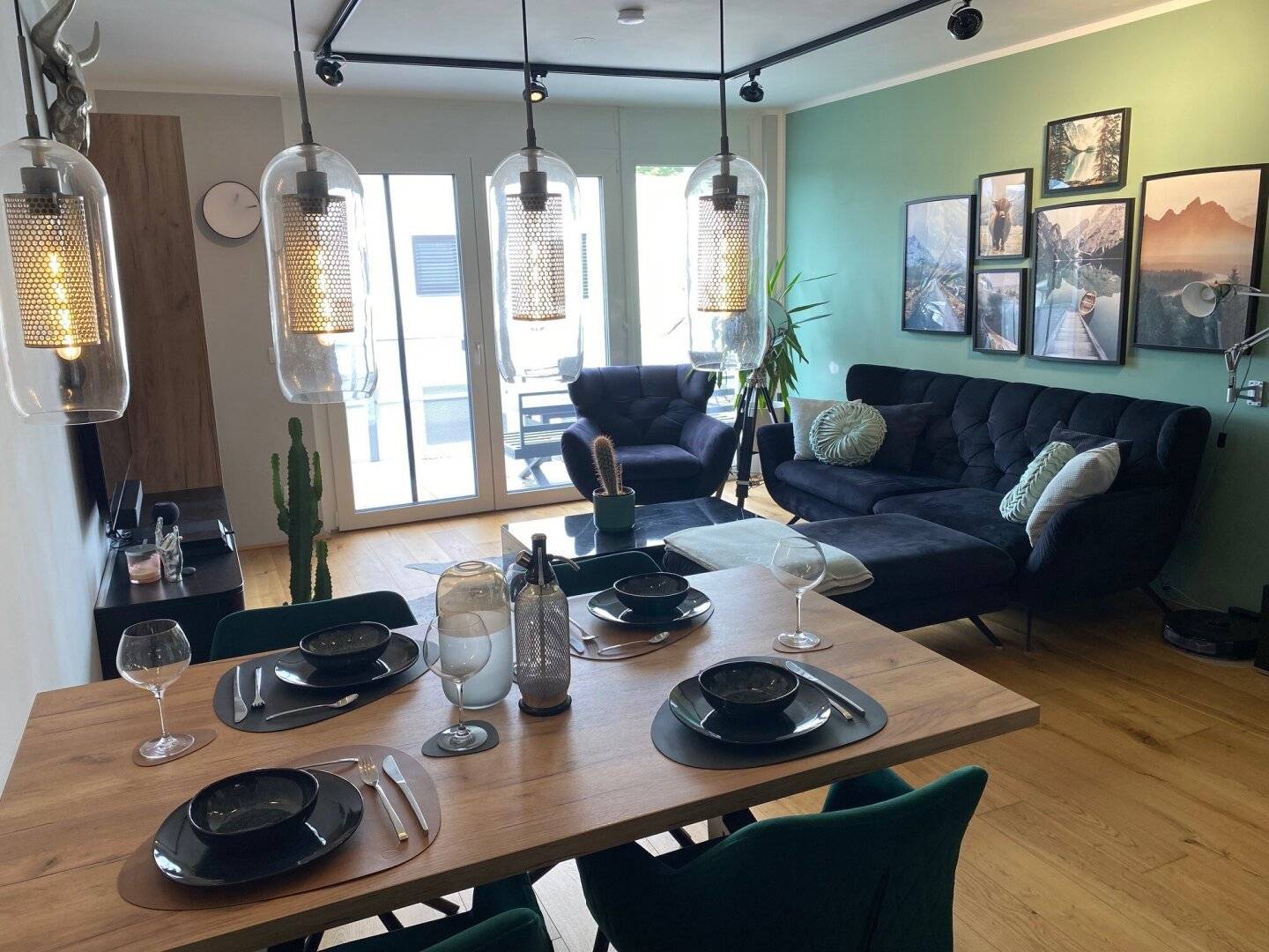 Above the roofs of Baden – high-quality new apartment with distant view, air conditioning preparation and underground parking space