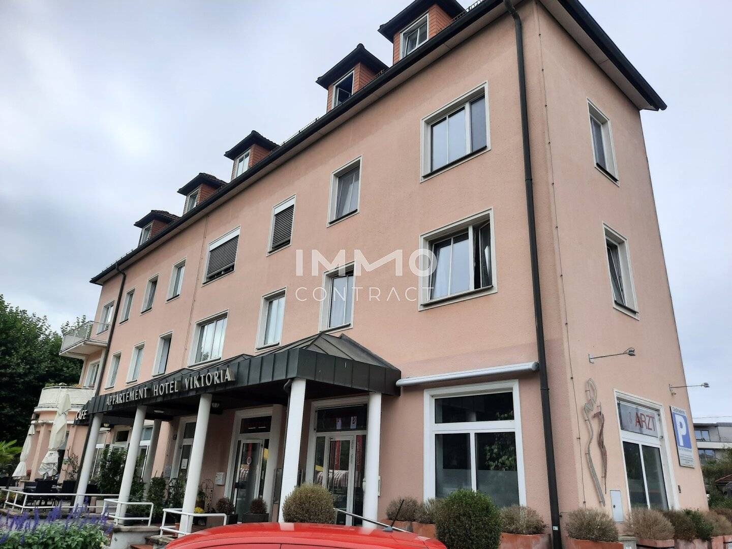 Wohnung im ehemaligen Hotel Viktoria mit besonderem Ambiente!