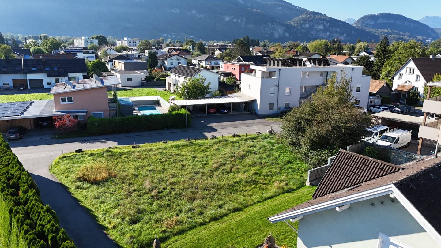 Sonniges Baugrundstück mit Südostausrichtung in Hohenems