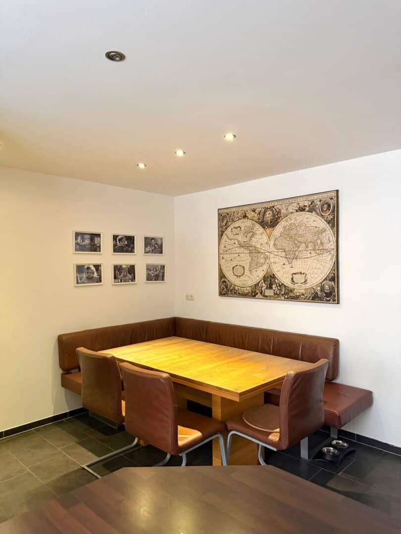 High-quality 3-room apartment in very well maintained condition including underground parking space in Rum, commission free