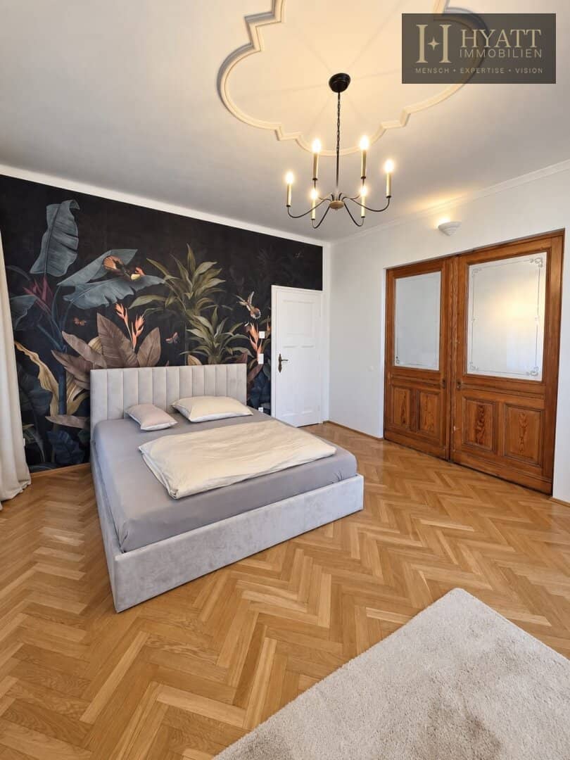 Dream 7-room ground floor apartment with garden in 1130 Vienna – like-new, 170m², top features!