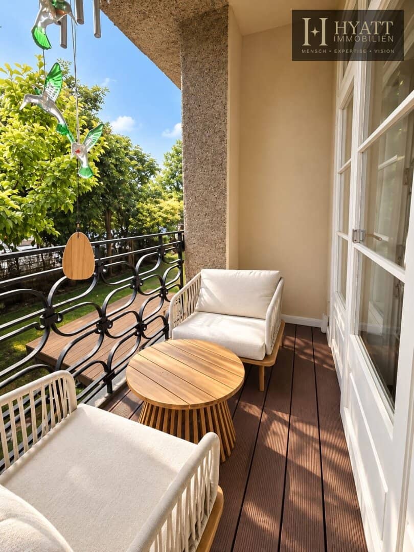 Dream 7-room ground floor apartment with garden in 1130 Vienna – like-new, 170m², top features!