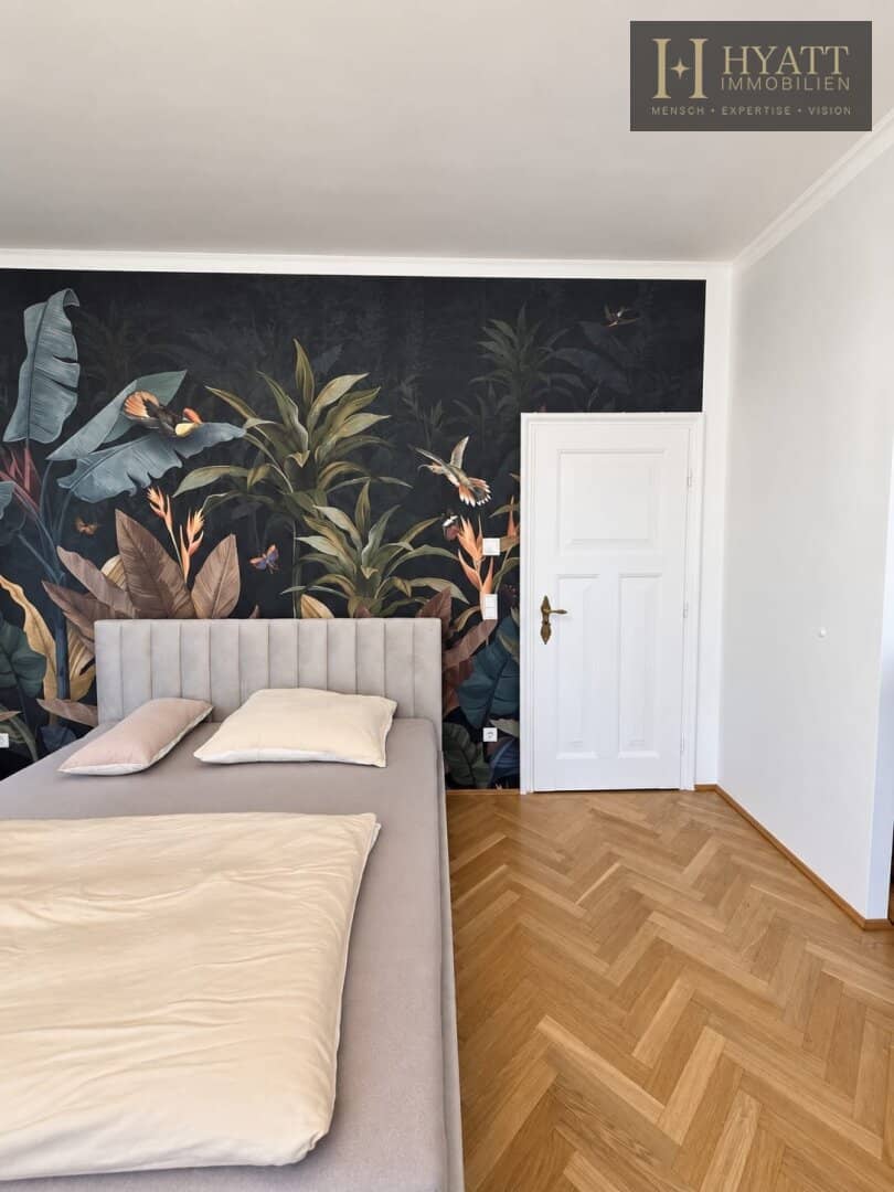 Dream 7-room ground floor apartment with garden in 1130 Vienna – like-new, 170m², top features!