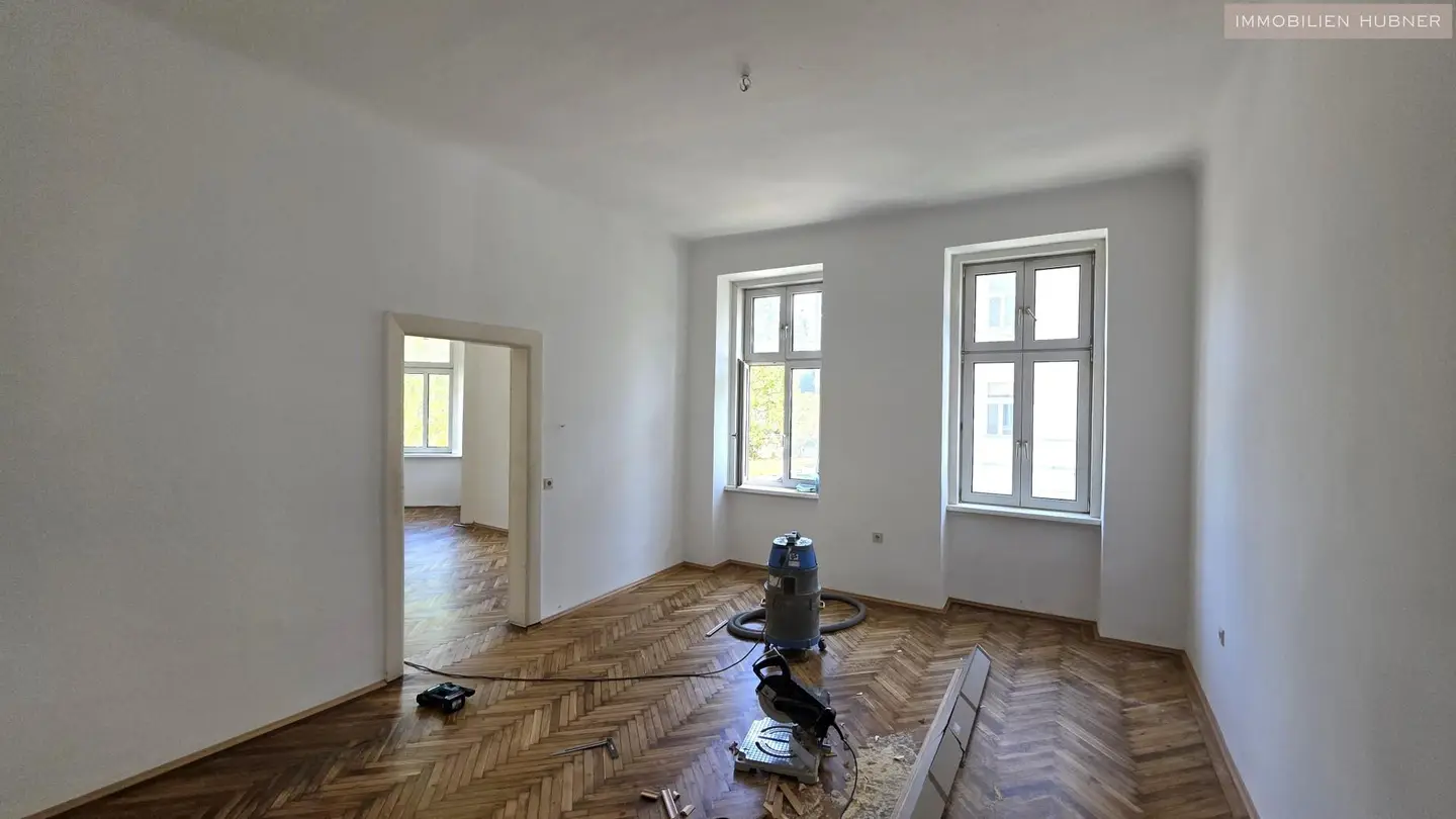 Parkseitige Altbauwohnung mit Lift