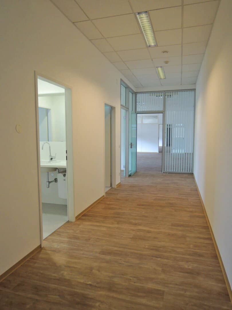HEILIGENSTÄDTER LÄNDE | Loftbüro im Medienhaus