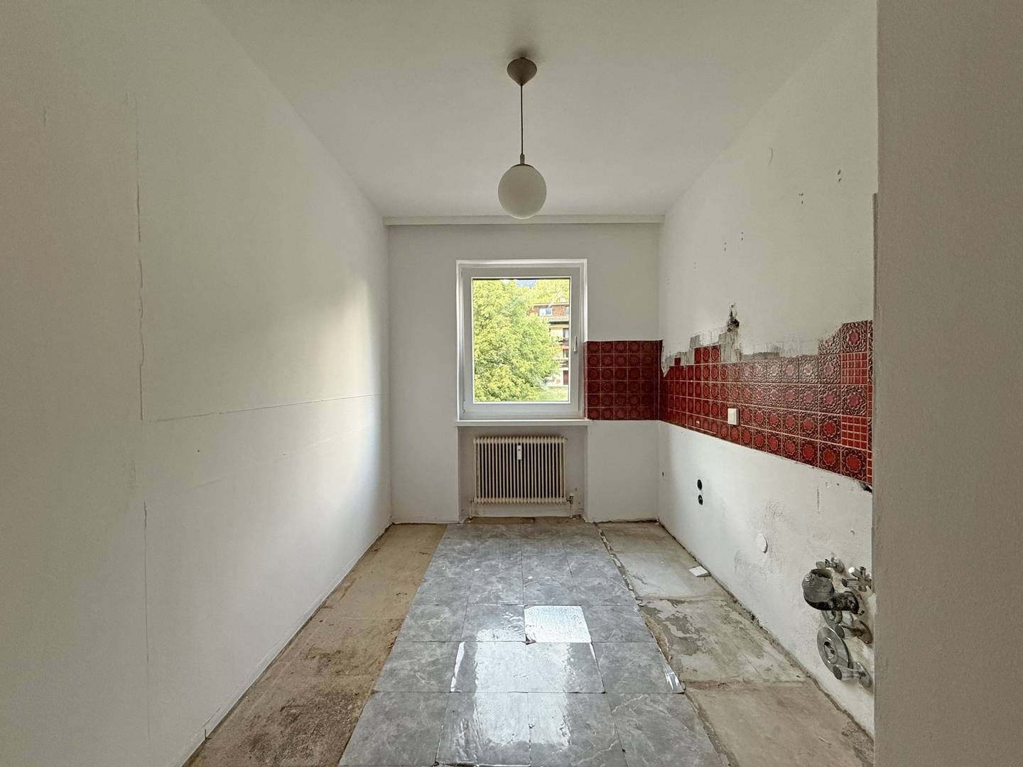 Zentrale Wohnung mit großem Kellerabteil und Terrasse