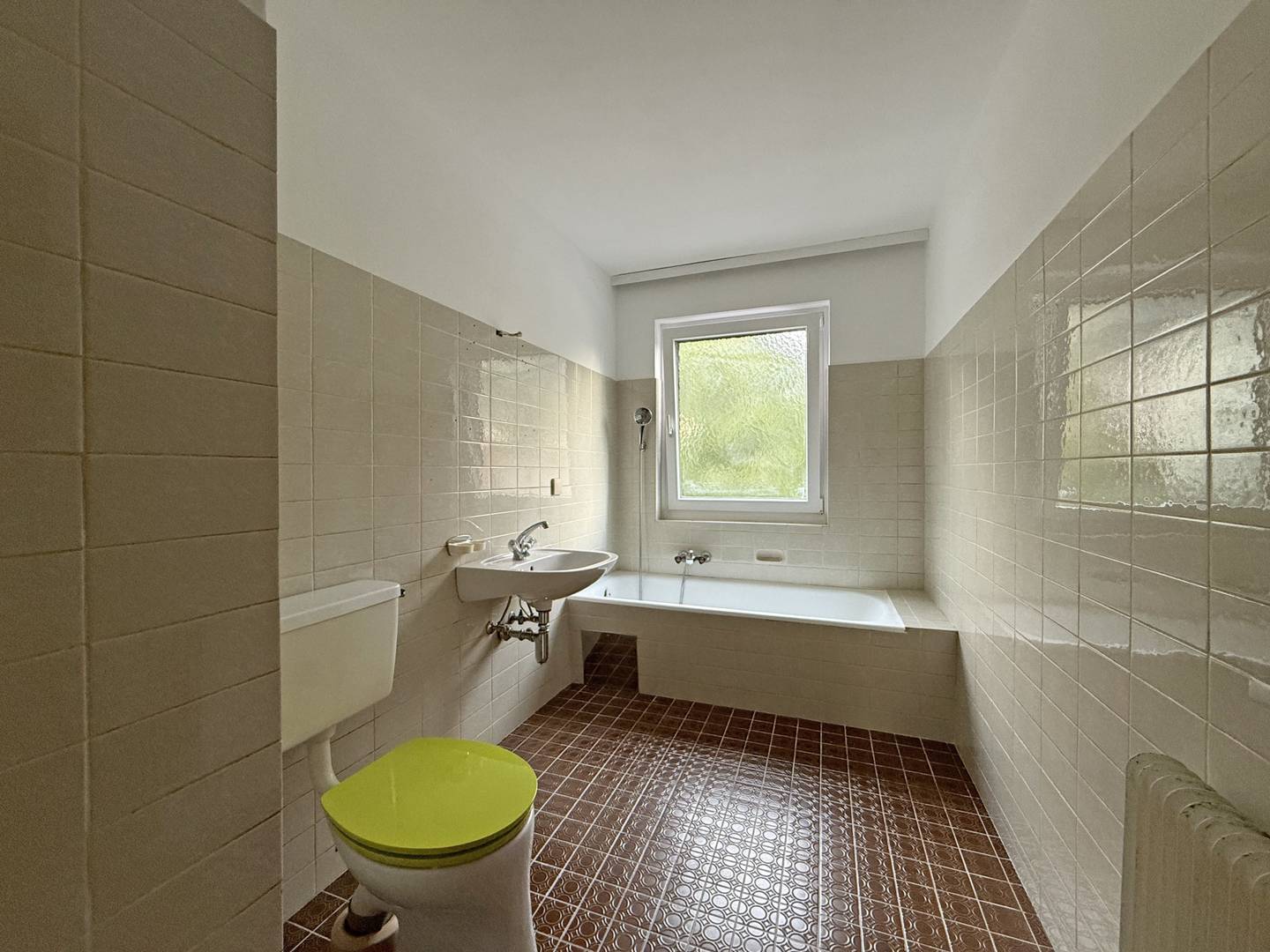 Zentrale Wohnung mit großem Kellerabteil und Terrasse