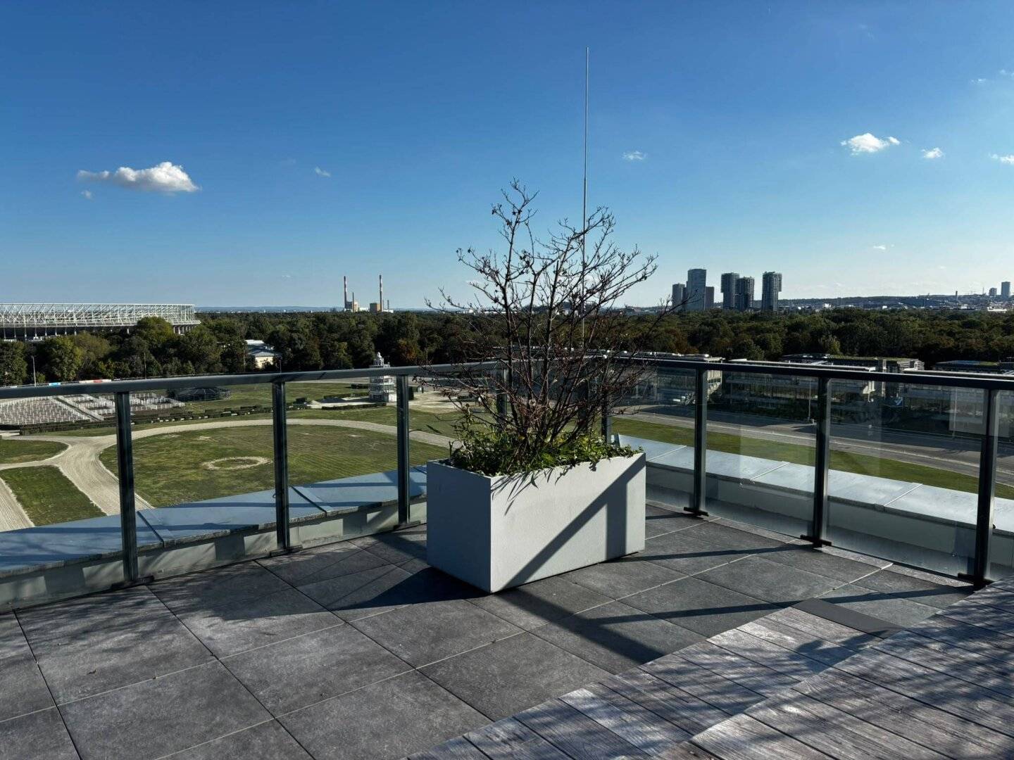 Smart Living with View of Trotting Racetrack