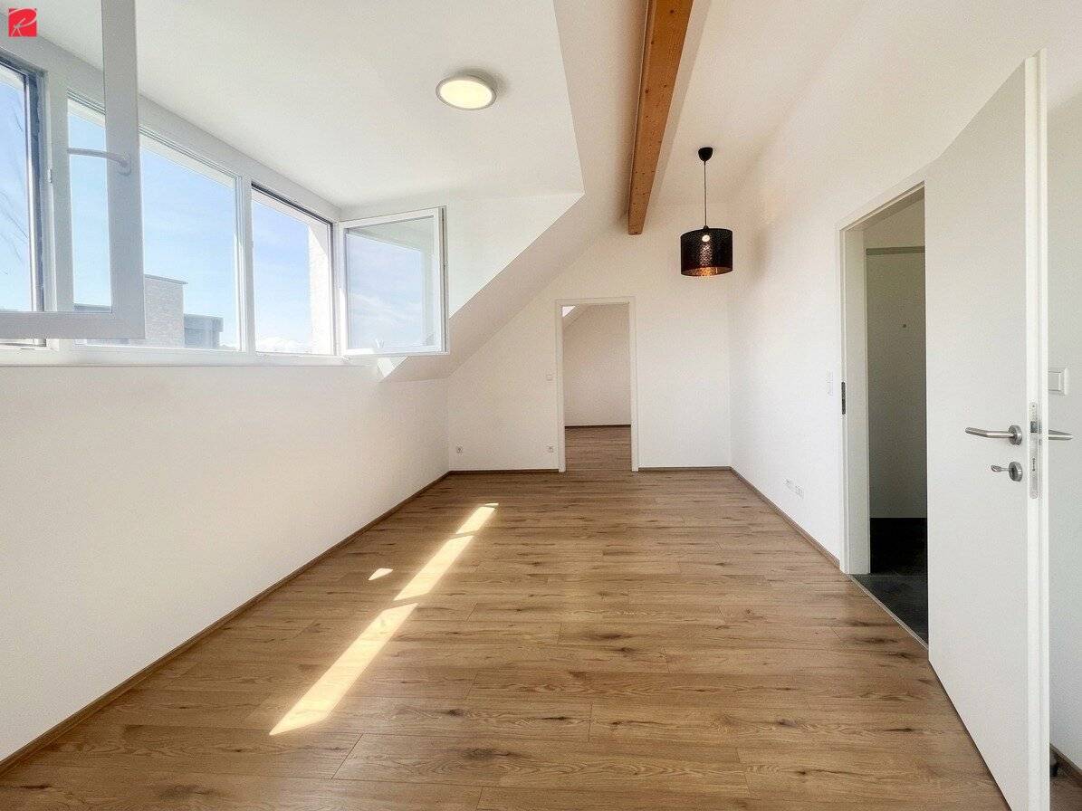 Modern wohnen mit Weitblick - Sonnenterrasse & Parkplatz inklusive!
