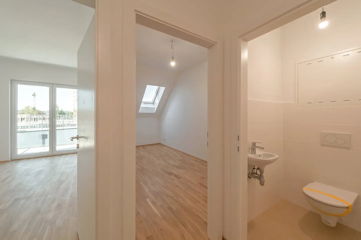 ++NEU++ 3-Zimmer DG-NEUBAU mit Terrasse nahe Kagraner Platz!