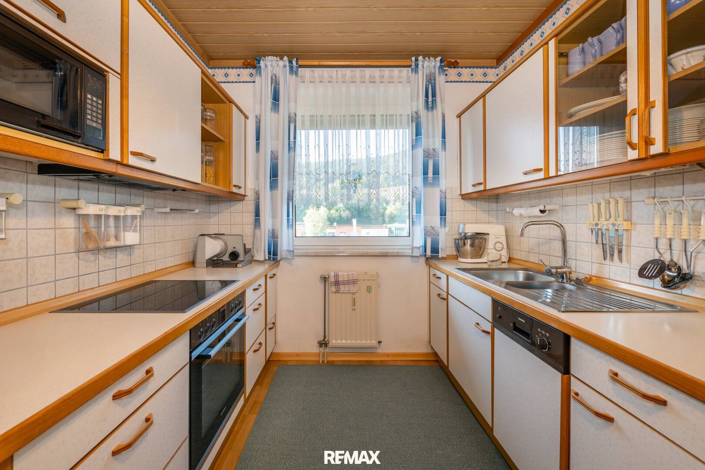 Well-maintained &amp; Cozy 3-Room Apartment in Greenery Near LKH Bruck/Mur