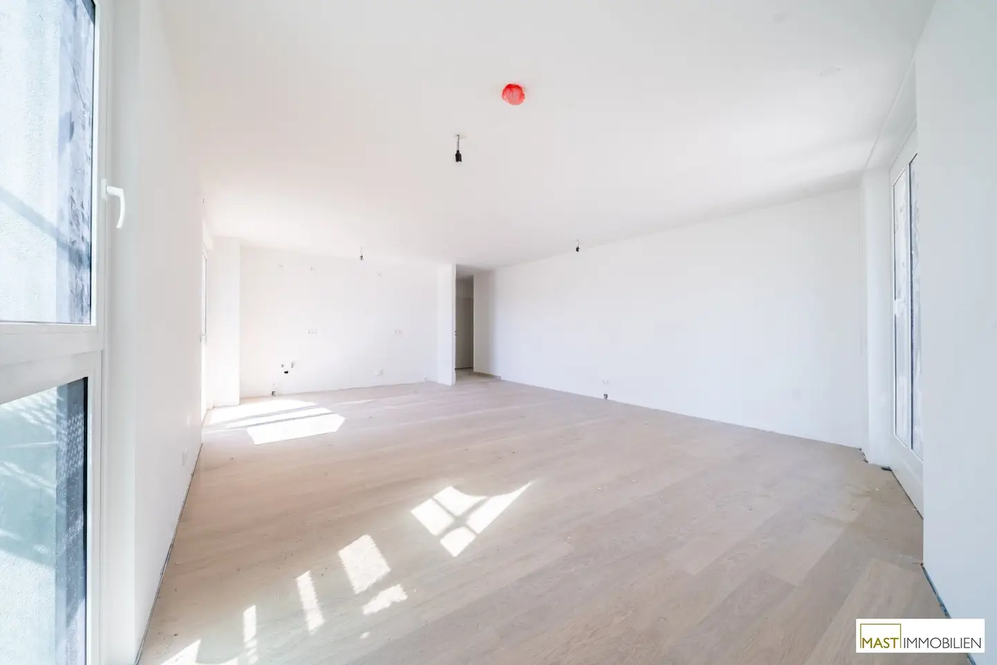 3-Zimmer Wohnung mit 80qm Freifläche bei der Alten Donau!