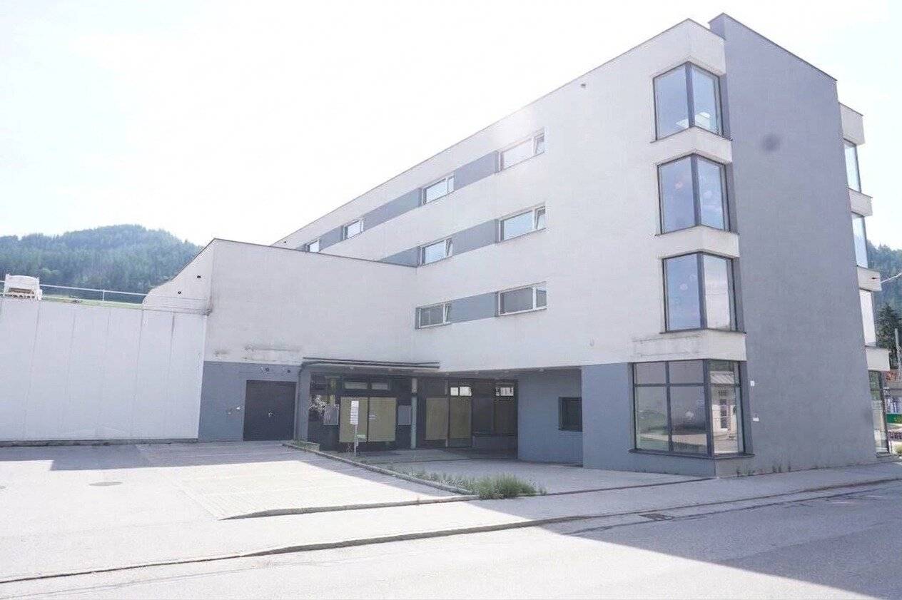 Attractive commercial premises for rent in central location in Kindberg