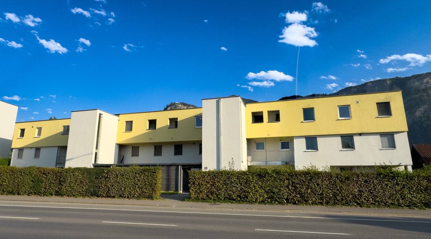 Sun, View &amp; Two Balconies – cozy attic apartment in Dornbirn